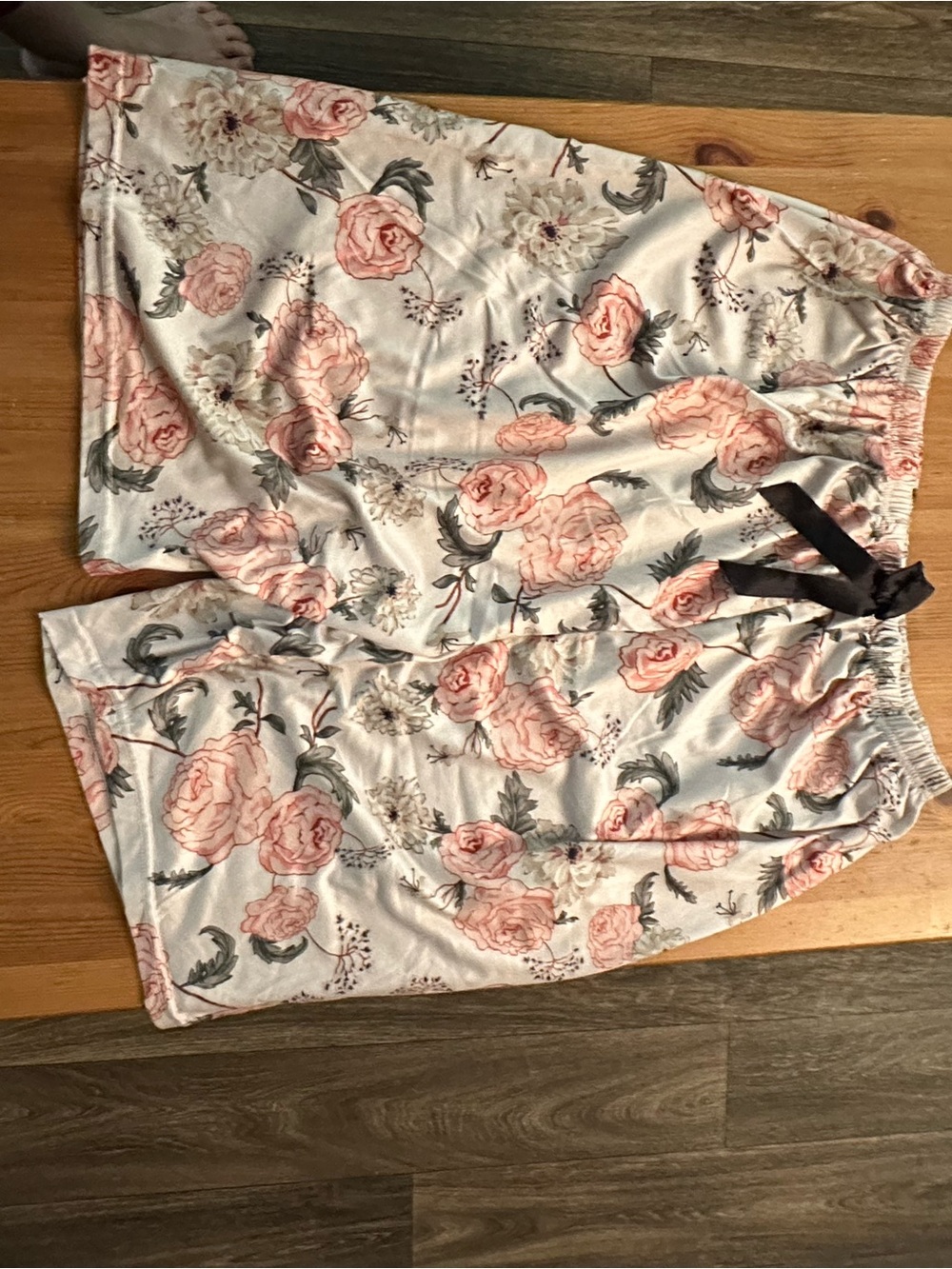 Floral Satin Women’s Lounge Shorts in Blush Pink